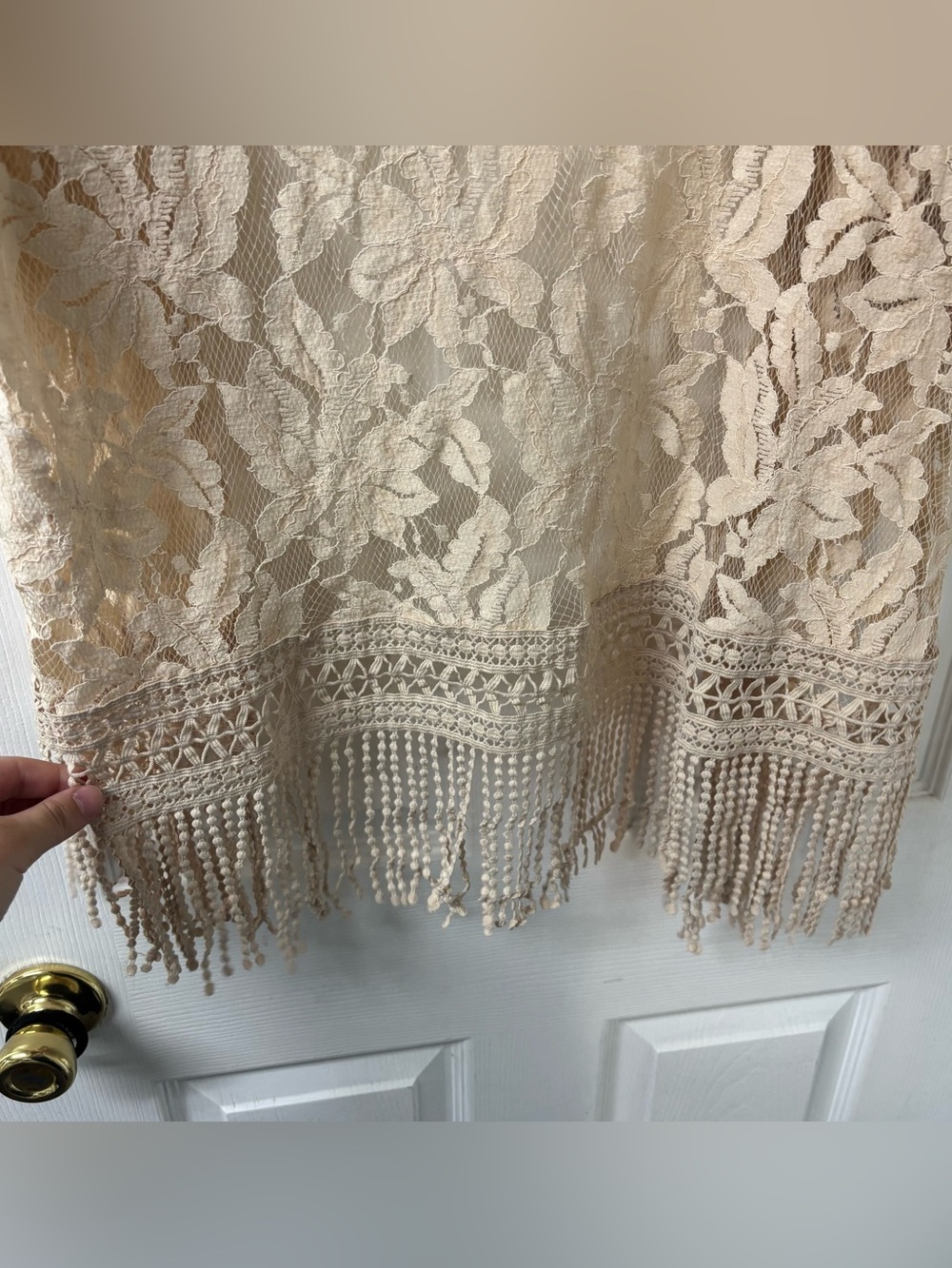 Charlotte Russe Lace Boho Indie Fringe Kimono Cover Up Beige Women’s Size Medium - Picture 3 of 4